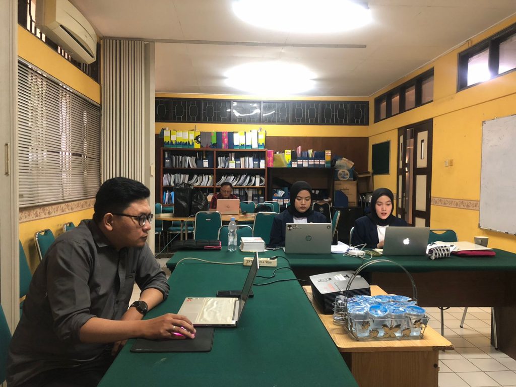 seminar usulan riset