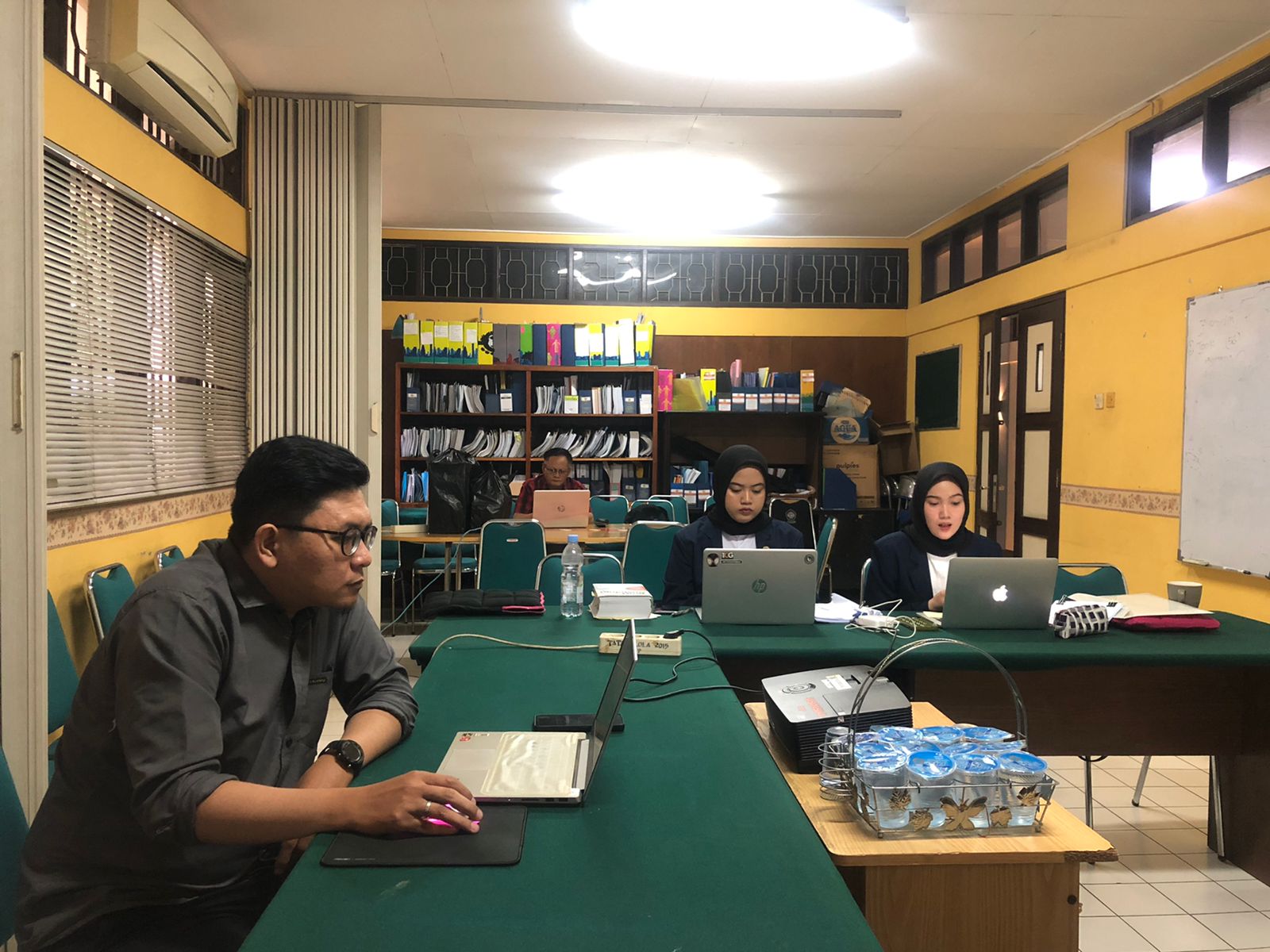 seminar usulan riset