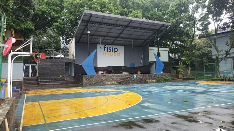 Lapangan Serbaguna